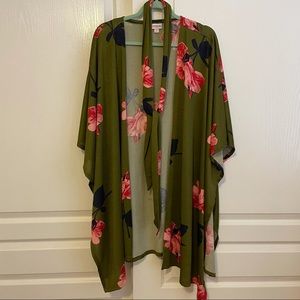 New without tag: Lularoe S/M small medium Savannah green pink floral slinky
